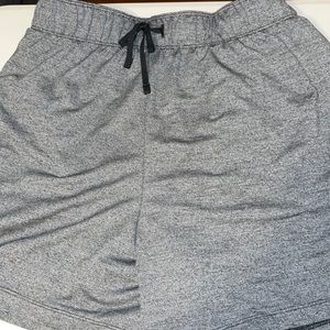 NWT women’s Nike Dri Fit Training Shorts Size 1X